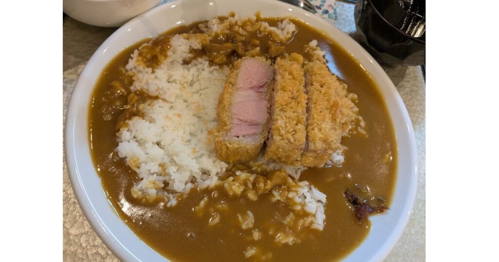 ヤマトポークを使った八重櫻の絶品ヤマトポークカレー